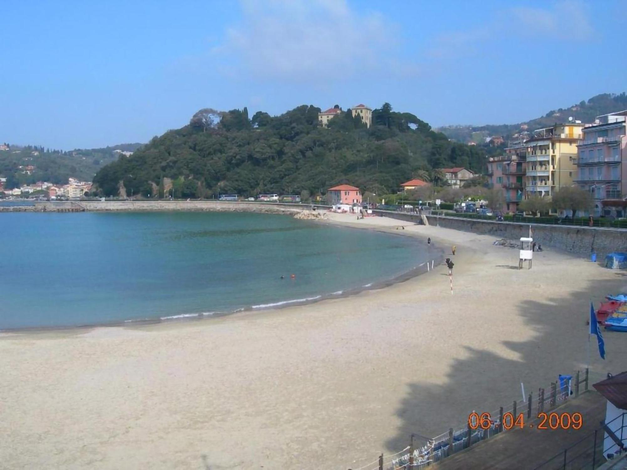 Affittacamere "In Piazzetta Da Vasco" เลริชี ภายนอก รูปภาพ